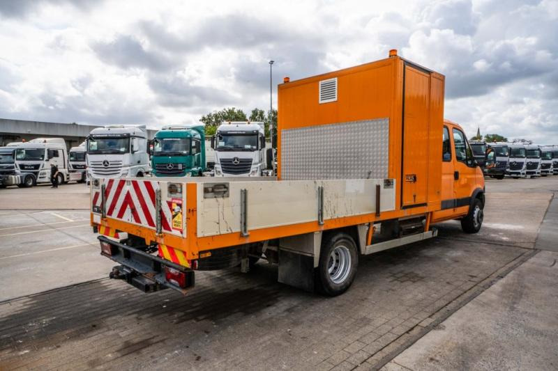 Iveco DAILY 70C17 - Utilitaire plateau: photos 4 Iveco DAILY 70C17 - Utilitaire plateau: photos 4
