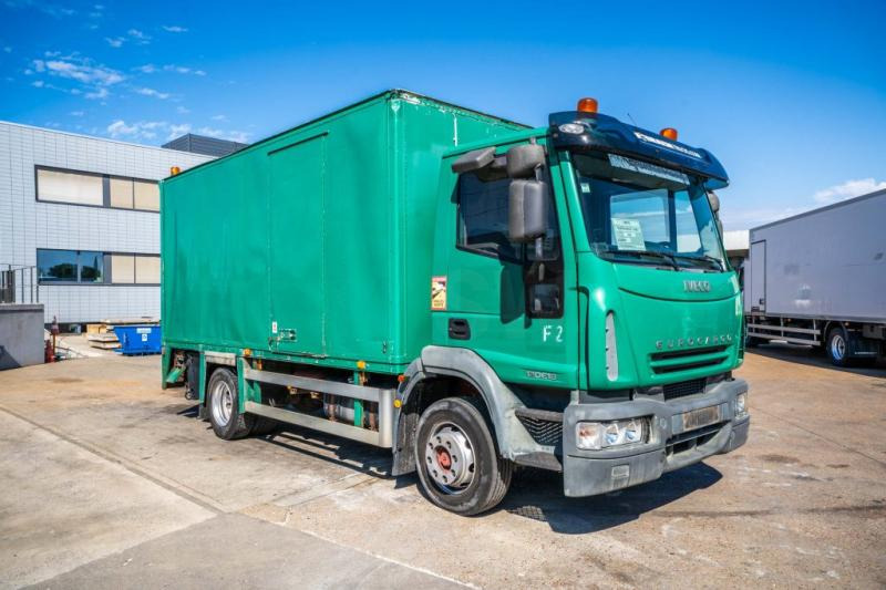 Iveco EUROCARGO 120E18 - Camion fourgon: photos 2 Iveco EUROCARGO 120E18 - Camion fourgon: photos 2
