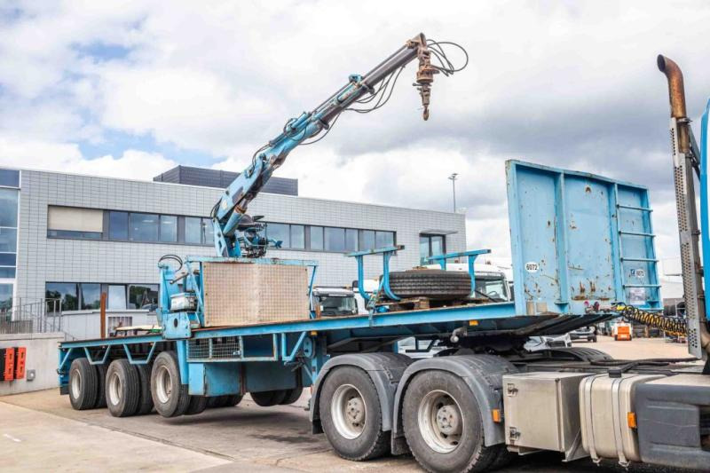 Kennis KRAAN/CRANE/GRUE/KRAN - KENNIS 14 TON/M - Semi-remorque plateau: photos 3 Kennis KRAAN/CRANE/GRUE/KRAN - KENNIS 14 TON/M - Semi-remorque plateau: photos 3