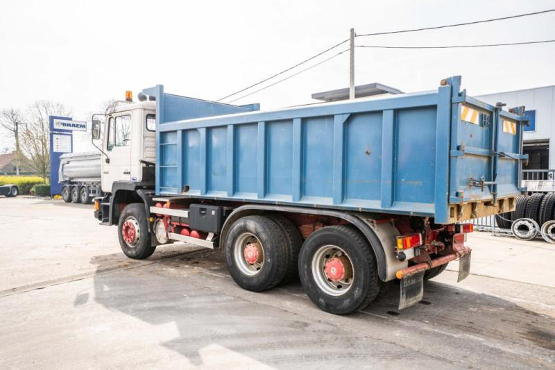 MAN 33.372 BB - 230.000 KM - Camion benne: photos 5 MAN 33.372 BB - 230.000 KM - Camion benne: photos 5