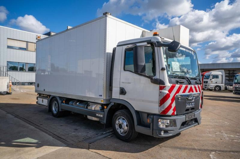 MAN TGL 10.190 BL - CARVAL INBOUW - Camion fourgon: photos 2 MAN TGL 10.190 BL - CARVAL INBOUW - Camion fourgon: photos 2