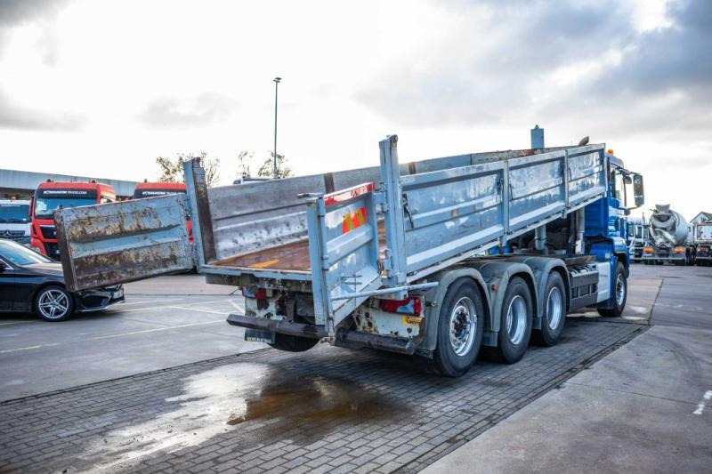 MAN TGS 35.440 BL 8x4-4 - Camion benne: photos 3 MAN TGS 35.440 BL 8x4-4 - Camion benne: photos 3