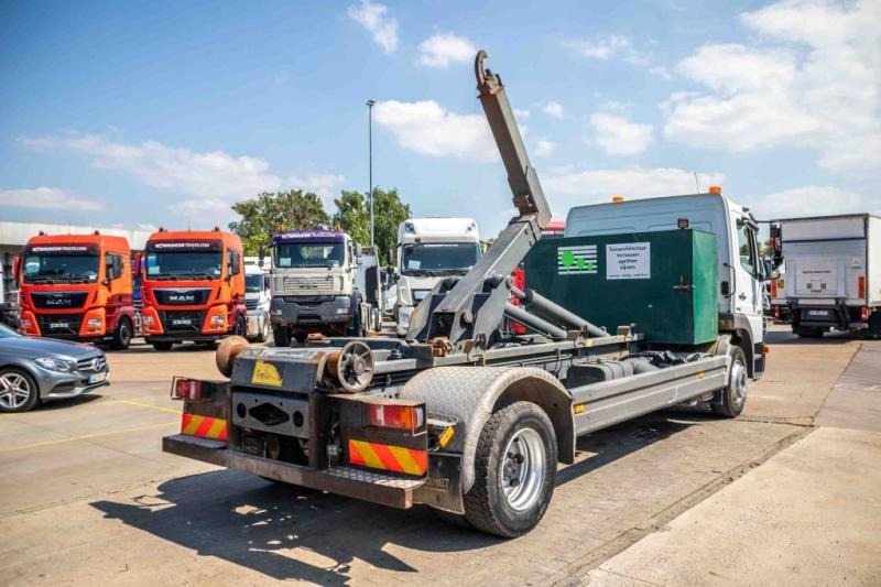 Mercedes ATEGO 1222 K - Camion ampliroll: photos 3 Mercedes ATEGO 1222 K - Camion ampliroll: photos 3