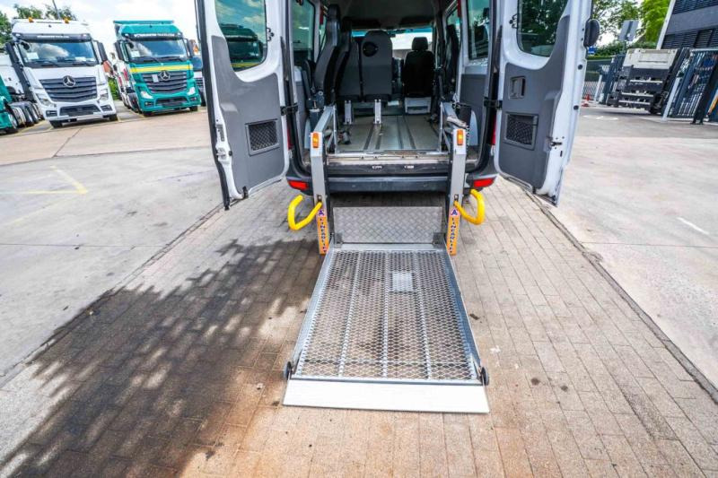 Bus urbain Mercedes SPRINTER 313 CDI + ROLSTOELLIFT: photos 8