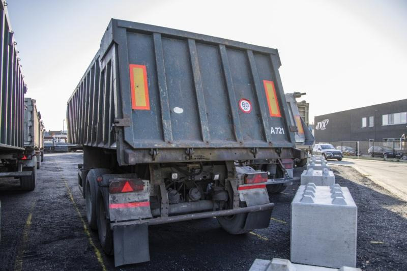 Mol K85F/20T/37ST- HYDR. DOOR - Semi-remorque benne: photos 3 Mol K85F/20T/37ST- HYDR. DOOR - Semi-remorque benne: photos 3