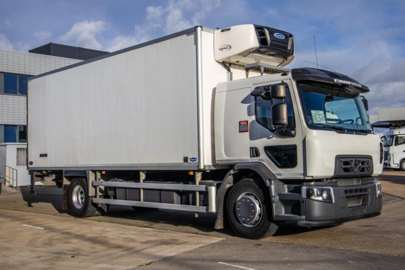 Renault D 330 -CARRIER SUPRA 850-Vlees/Meat/Viande/Fleisch - Camion frigorifique: photos 3 Renault D 330 -CARRIER SUPRA 850-Vlees/Meat/Viande/Fleisch - Camion frigorifique: photos 3