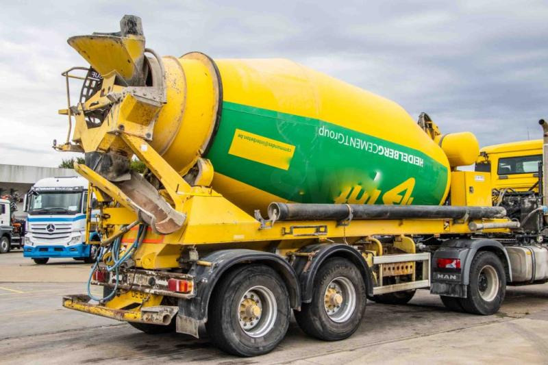 DE BUF BETON MIXER/MALAXEUR/MISCHER 10M3 - Semi-remorque: photos 3 DE BUF BETON MIXER/MALAXEUR/MISCHER 10M3 - Semi-remorque: photos 3
