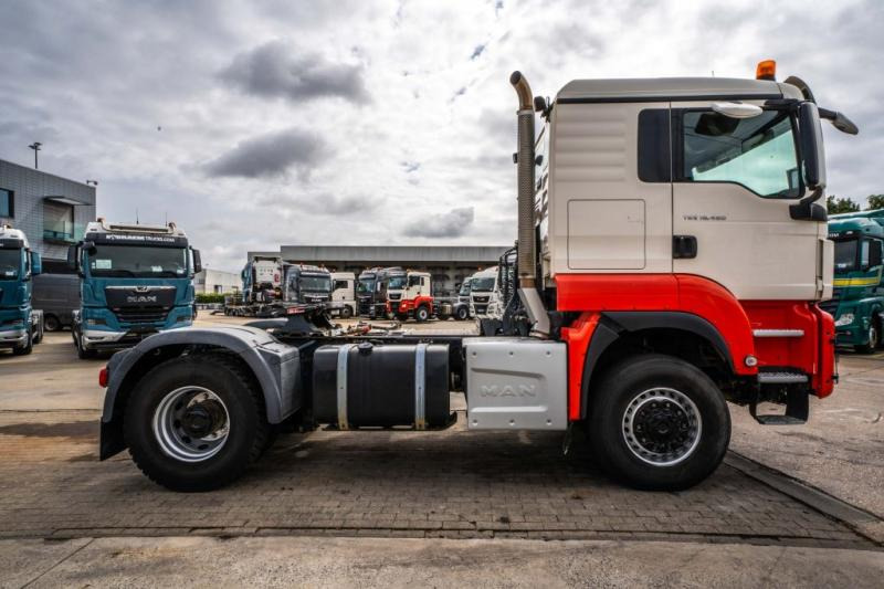 MAN TGS 18.460 BLS 4X4 + kiphydr. (Cardan) - Tracteur routier: photos 3 MAN TGS 18.460 BLS 4X4 + kiphydr. (Cardan) - Tracteur routier: photos 3