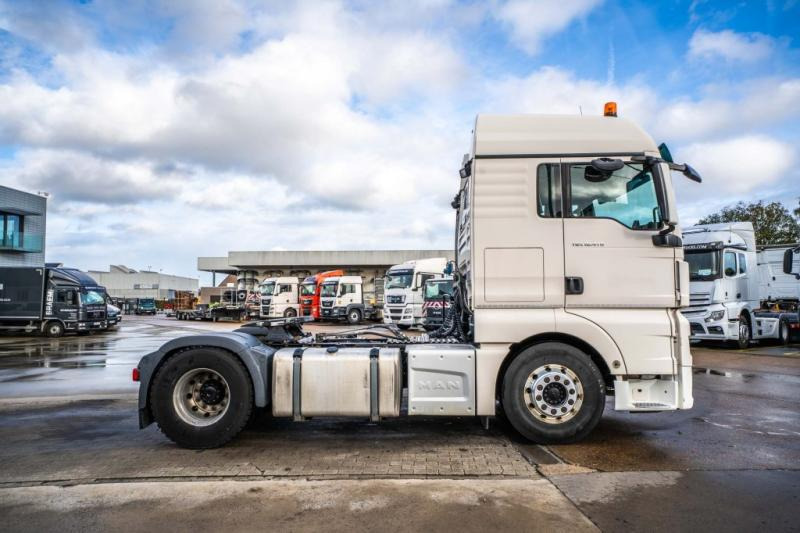 MAN TGX 18.470 XLX BLS+HYDR. - Tracteur routier: photos 3 MAN TGX 18.470 XLX BLS+HYDR. - Tracteur routier: photos 3