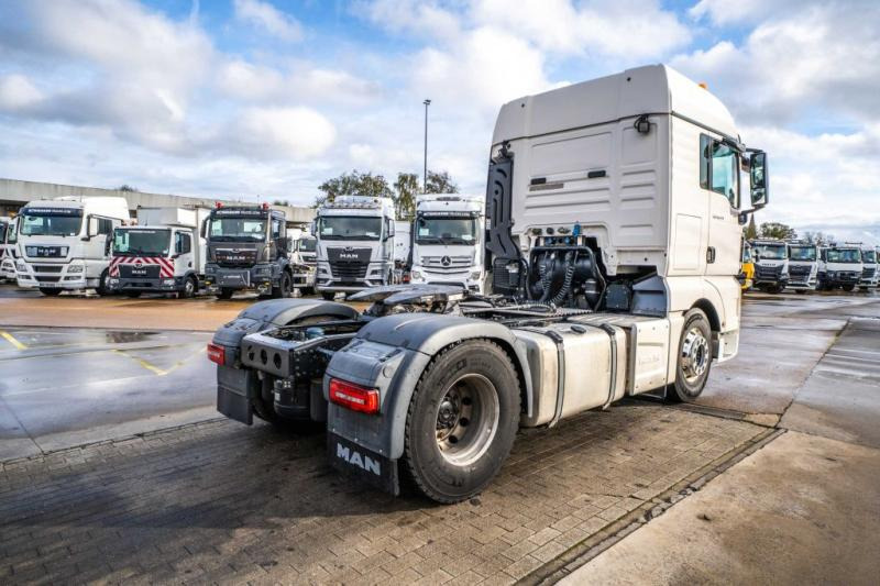 MAN TGX 18.470 XLX BLS+HYDR. - Tracteur routier: photos 4 MAN TGX 18.470 XLX BLS+HYDR. - Tracteur routier: photos 4