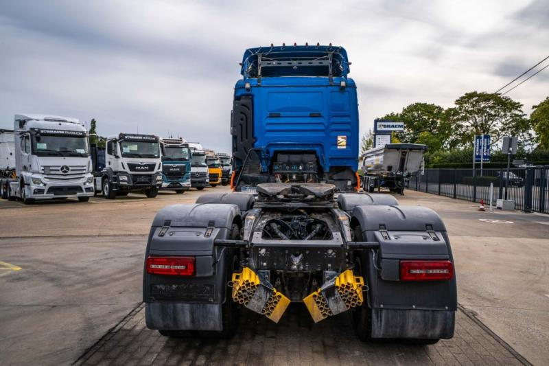 MAN TGX 26.580 XL BLS+INTARDER+BIG AXLES+HYDR. - Tracteur routier: photos 4 MAN TGX 26.580 XL BLS+INTARDER+BIG AXLES+HYDR. - Tracteur routier: photos 4
