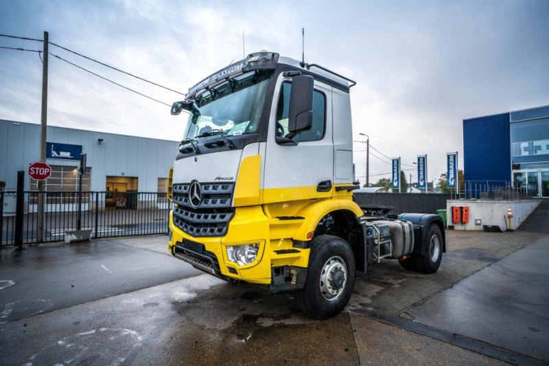 Mercedes AROCS 2045 AS (cardan) - Tracteur routier: photos 1 Mercedes AROCS 2045 AS (cardan) - Tracteur routier: photos 1