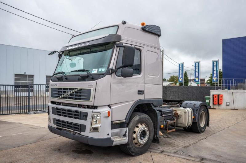 Volvo FM(FH) 420 GLOBE+KIPHYDR. - Tracteur routier: photos 1 Volvo FM(FH) 420 GLOBE+KIPHYDR. - Tracteur routier: photos 1