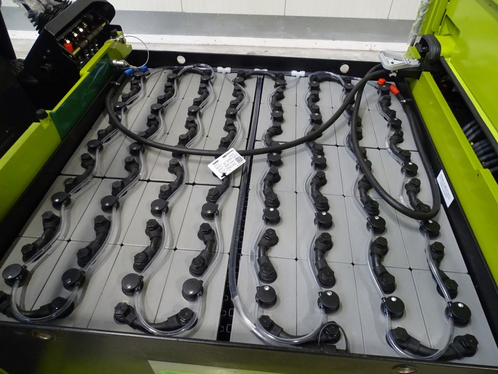 Clark GEX50 - Chariot élévateur électrique: photos 2 Clark GEX50 - Chariot élévateur électrique: photos 2