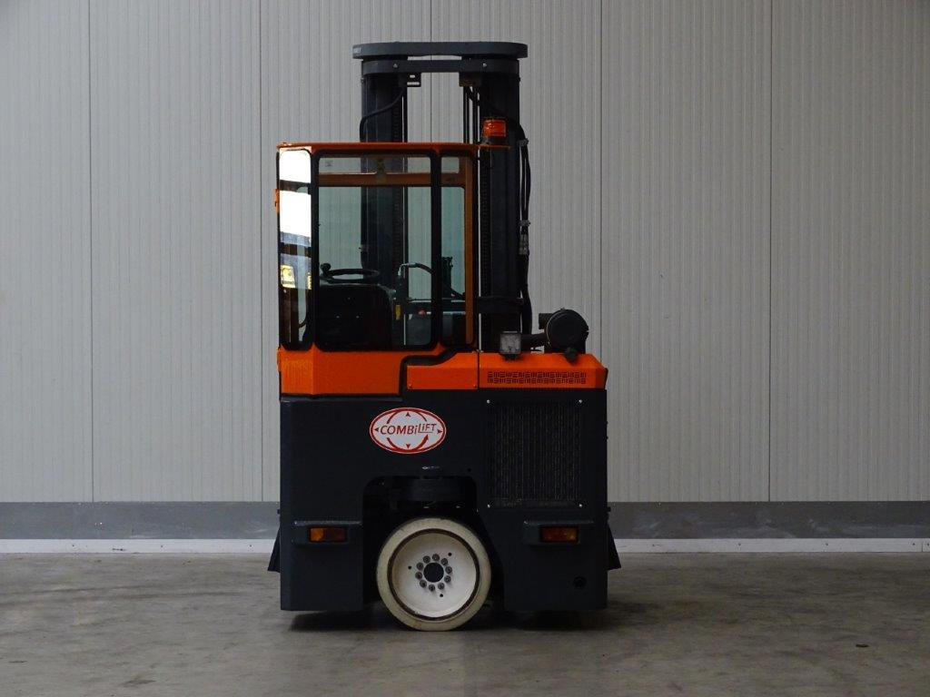 Combilift C2500CB - TRIPLEX - Chariot multidirectionnel: photos 5 Combilift C2500CB - TRIPLEX - Chariot multidirectionnel: photos 5