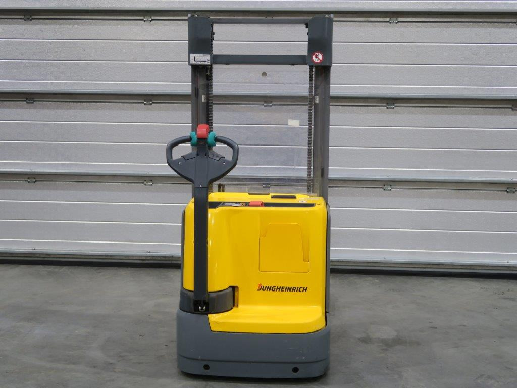 Jungheinrich EJC214 - Gerbeur: photos 3 Jungheinrich EJC214 - Gerbeur: photos 3