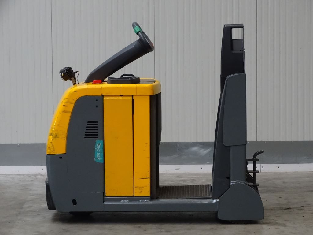 Jungheinrich EZS C40 - Chariot tracteur: photos 1 Jungheinrich EZS C40 - Chariot tracteur: photos 1