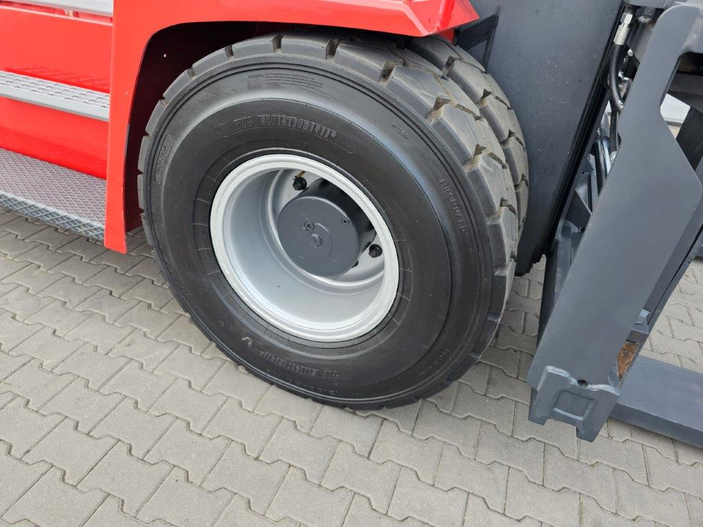 Kalmar DCE120-12 - Chariot élévateur diesel: photos 2 Kalmar DCE120-12 - Chariot élévateur diesel: photos 2