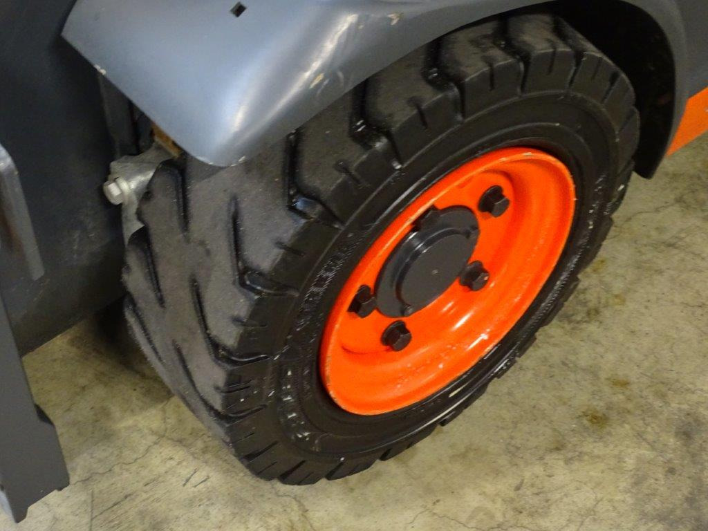 Chariot élévateur électrique Linde E16P-02 - TRIPLEX: photos 9