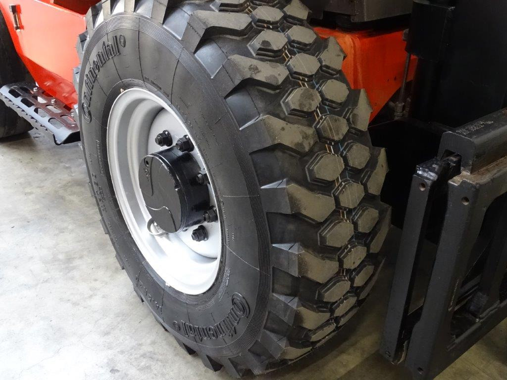 Manitou M30 - TRIPLEX - Chariot tout terrain: photos 2 Manitou M30 - TRIPLEX - Chariot tout terrain: photos 2