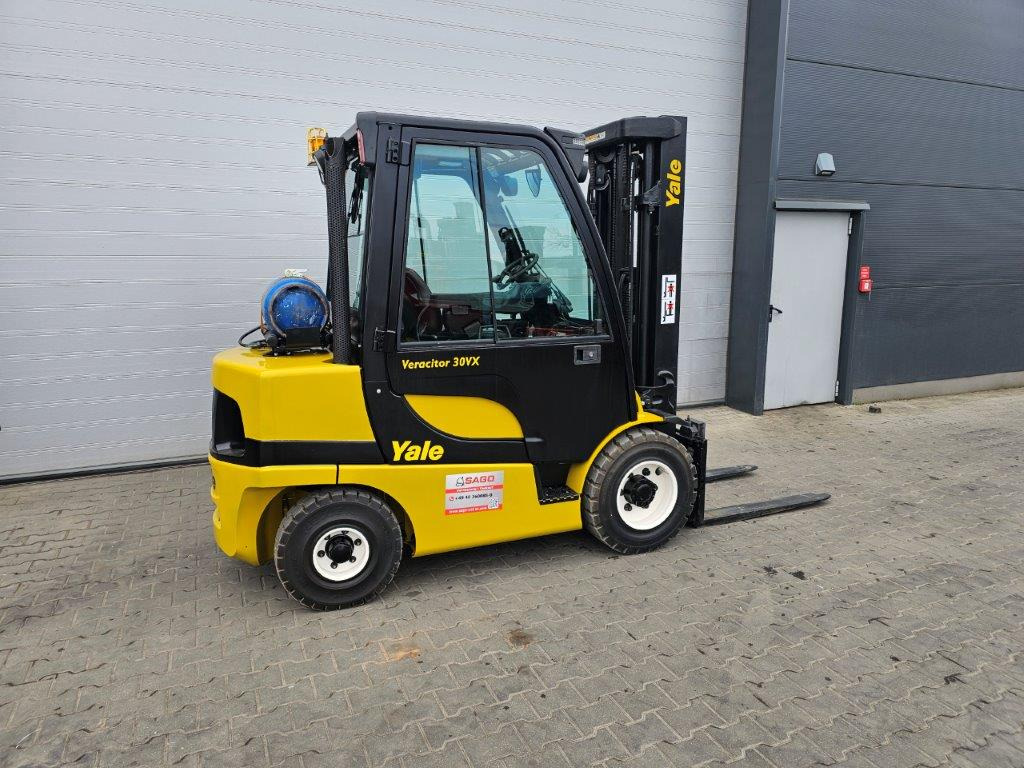 Yale GLP30VX - TRIPLEX - Chariot élévateur: photos 3 Yale GLP30VX - TRIPLEX - Chariot élévateur: photos 3