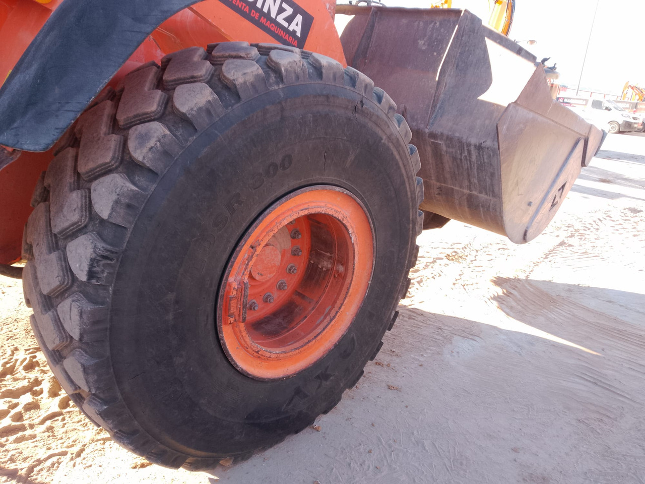 Chargeuse sur pneus DOOSAN DL300-5: photos 18 Chargeuse sur pneus DOOSAN DL300-5: photos 18