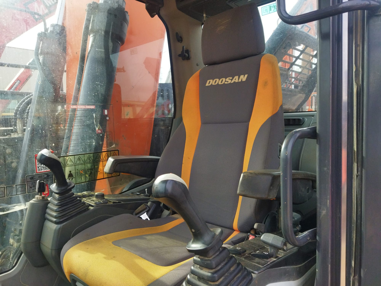 Pelle sur chenille DOOSAN DX235LCR: photos 13