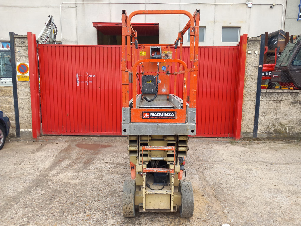 JLG 2030ES - Nacelle ciseaux: photos 4 JLG 2030ES - Nacelle ciseaux: photos 4
