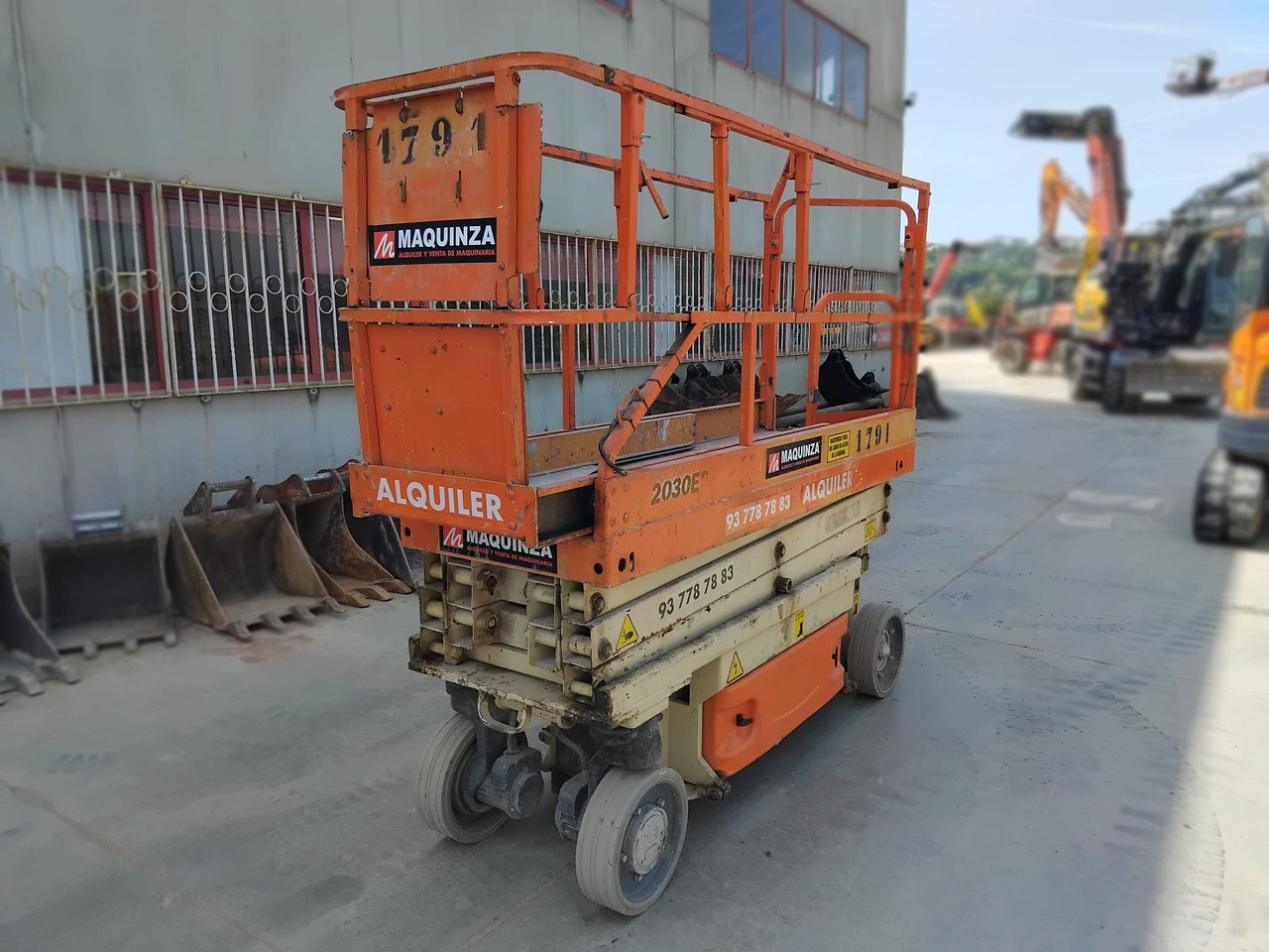 JLG 2030ES - Nacelle ciseaux: photos 3 JLG 2030ES - Nacelle ciseaux: photos 3