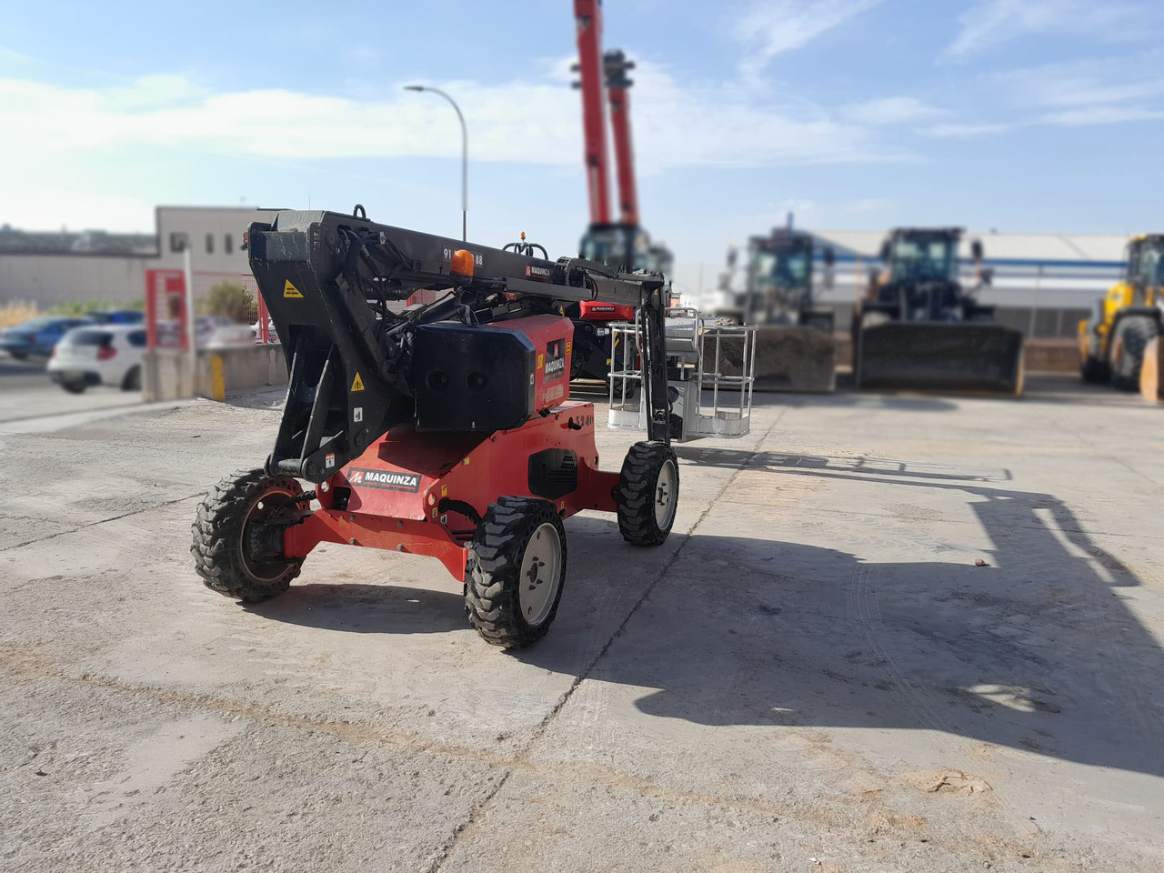 MANITOU MAN GO 12 - Nacelle articulée: photos 3 MANITOU MAN GO 12 - Nacelle articulée: photos 3