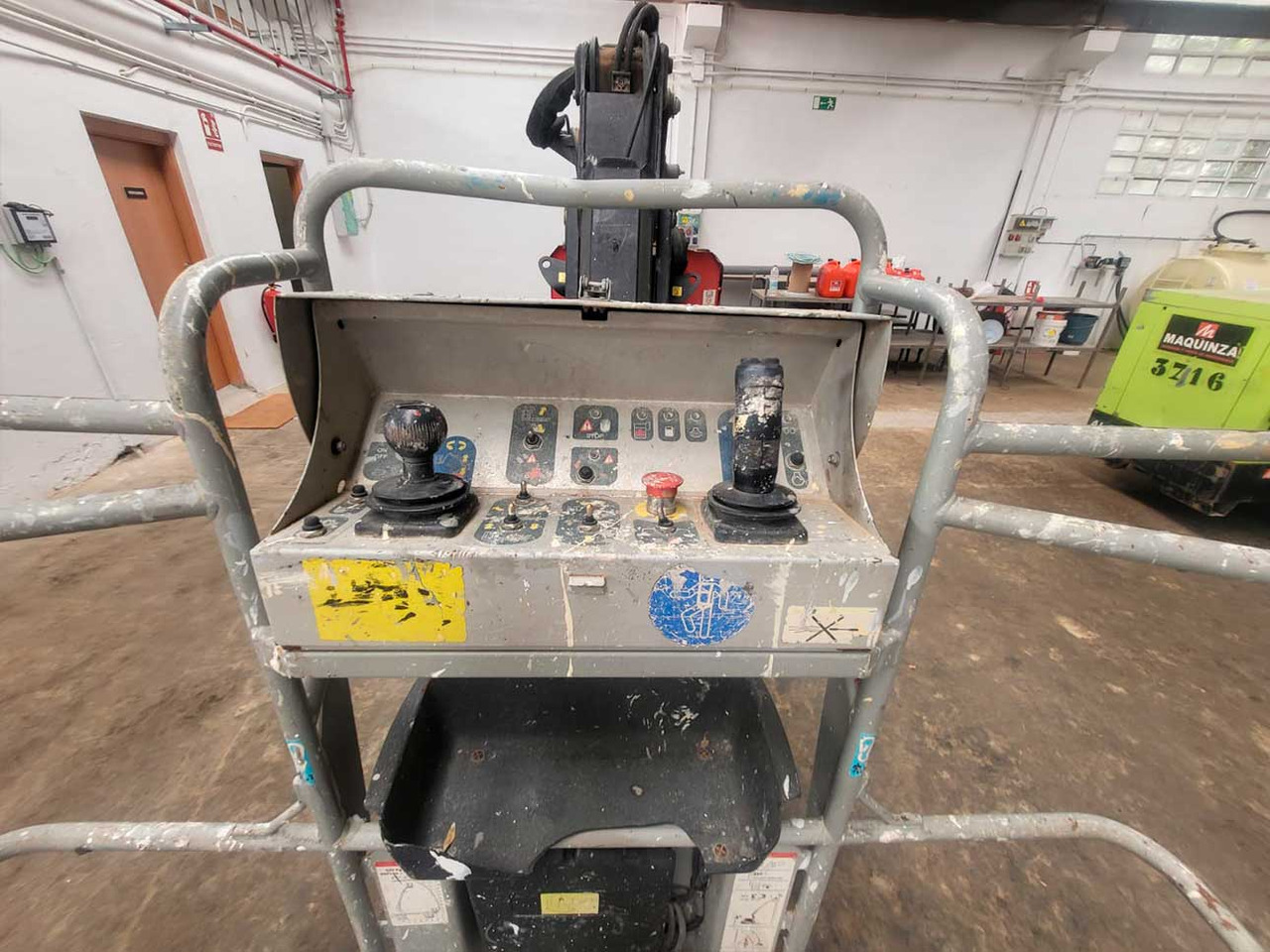 Nacelle articulée MANITOU MAN GO 12: photos 11