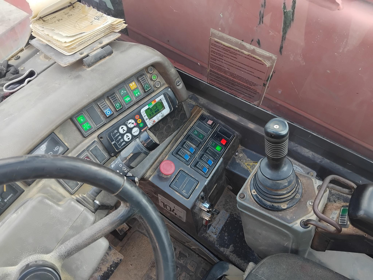 Chariot télescopique MANITOU MRT1742: photos 13 Chariot télescopique MANITOU MRT1742: photos 13