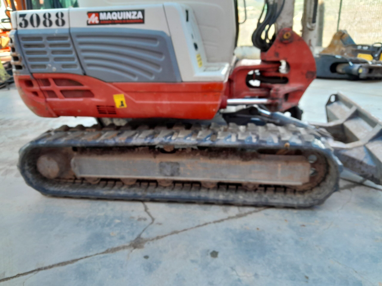 TAKEUCHI TB250 en crédit-bail TAKEUCHI TB250: photos 7