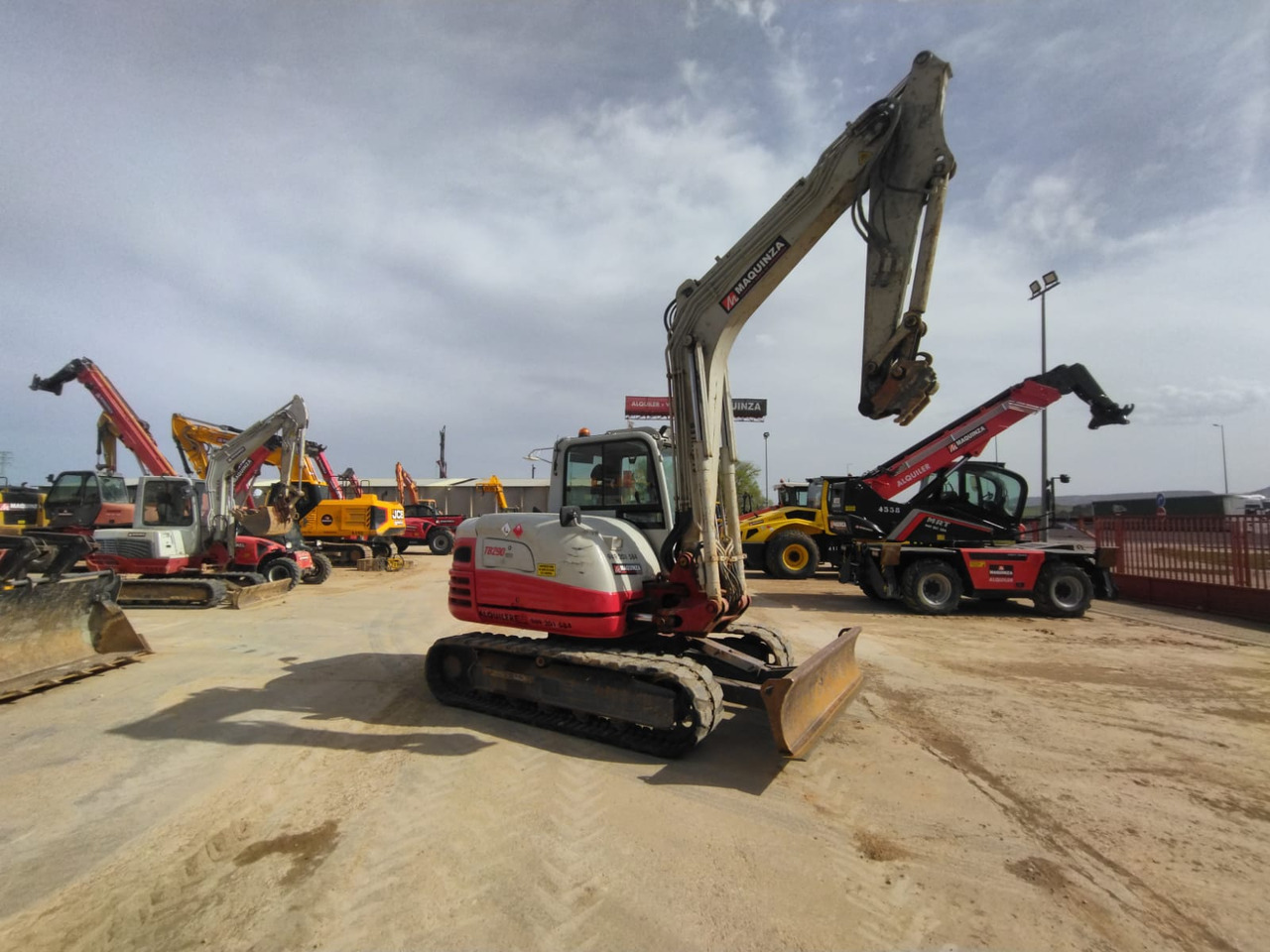 TAKEUCHI TB290 - Mini pelle: photos 3 TAKEUCHI TB290 - Mini pelle: photos 3