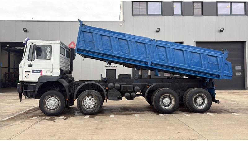 Camion benne MAN 35.414 (6 CYLINDER / 8X6 / BIG AXLES / STEEL SUSP. / LAMES / GRAND PONT): photos 10
