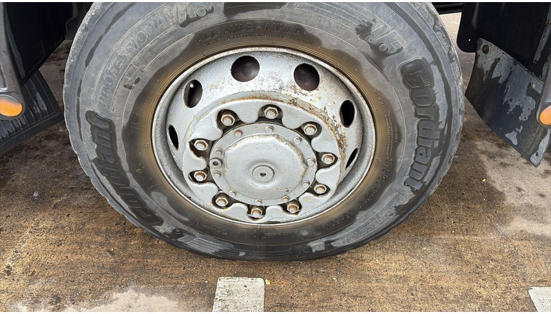 Camion benne MAN 35.414 (6 CYLINDER / 8X6 / BIG AXLES / STEEL SUSP. / LAMES / GRAND PONT): photos 17