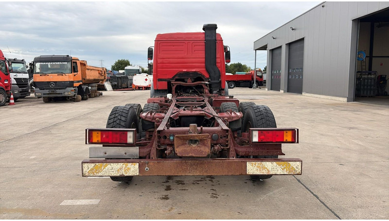 Mercedes-Benz SK 2233 (GRAND PONT / V8 AVEC 2X TURBO / BIG AXLE) - Châssis cabine: photos 5 Mercedes-Benz SK 2233 (GRAND PONT / V8 AVEC 2X TURBO / BIG AXLE) - Châssis cabine: photos 5