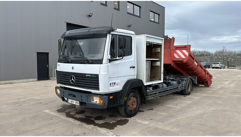 Mercedes-Benz SK 814 (BELGIAN TRUCK / HOOK / PERFECT CONDITION !!! / WITH CONTAINER / 363000 KM !!!! ) - Camion ampliroll: photos 1 Mercedes-Benz SK 814 (BELGIAN TRUCK / HOOK / PERFECT CONDITION !!! / WITH CONTAINER / 363000 KM !!!! ) - Camion ampliroll: photos 1