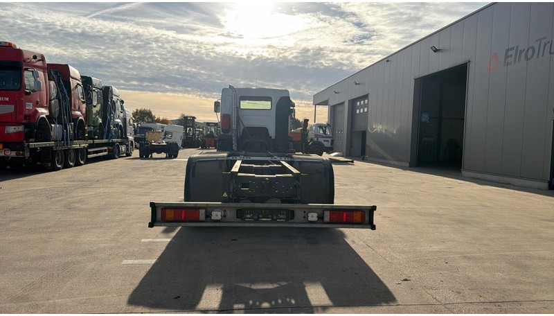 Renault Kerax 320 DCI (PARFAIT ETAT / CHASSIS LONGUE / LAMES / GRAND PONT / KM ORIGINAL) - Châssis cabine: photos 5 Renault Kerax 320 DCI (PARFAIT ETAT / CHASSIS LONGUE / LAMES / GRAND PONT / KM ORIGINAL) - Châssis cabine: photos 5