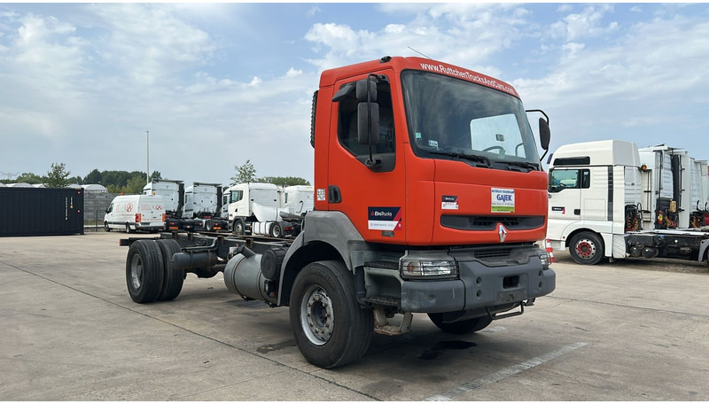 Renault Kerax 370 (GRAND PONT / LAMES / PROPRE / BOITE MANUELLE / STEEL SUSP.) - Châssis cabine: photos 2 Renault Kerax 370 (GRAND PONT / LAMES / PROPRE / BOITE MANUELLE / STEEL SUSP.) - Châssis cabine: photos 2