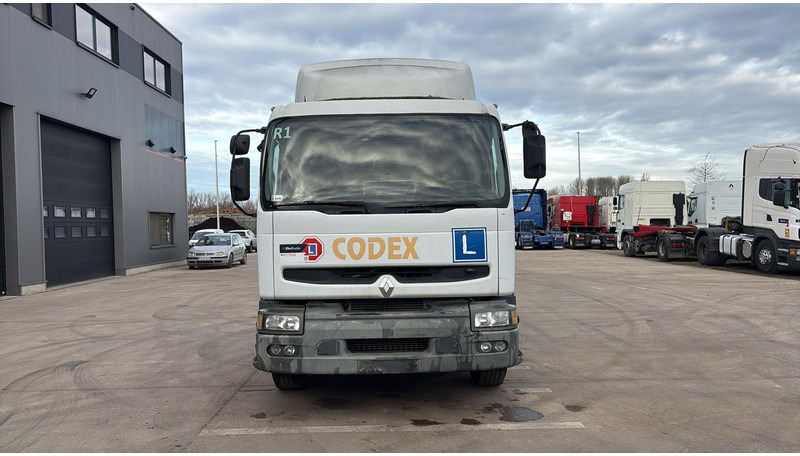 Renault Premium 250 (POMPE MANUELLE / MANUAL PUMP) - Châssis cabine: photos 3 Renault Premium 250 (POMPE MANUELLE / MANUAL PUMP) - Châssis cabine: photos 3