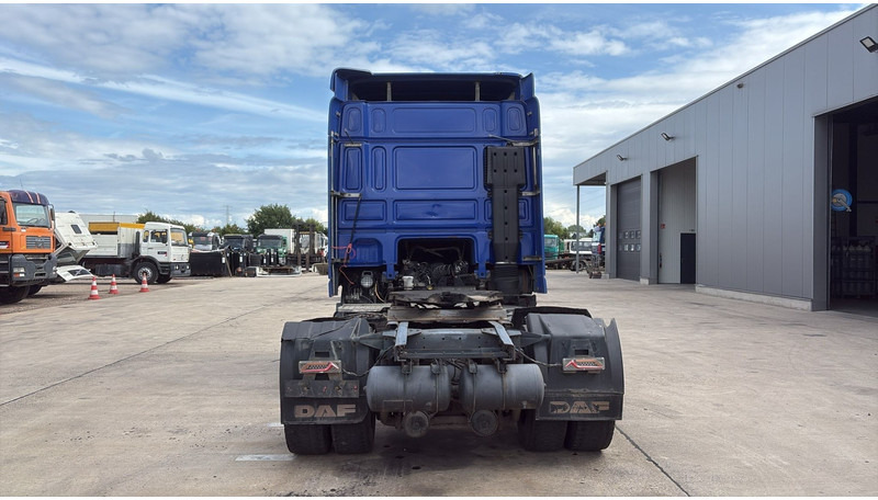 DAF 95 XF 430 (EURO 3 / BOITE MANUELLE / MANUAL GEARBOX) - Tracteur routier: photos 5 DAF 95 XF 430 (EURO 3 / BOITE MANUELLE / MANUAL GEARBOX) - Tracteur routier: photos 5