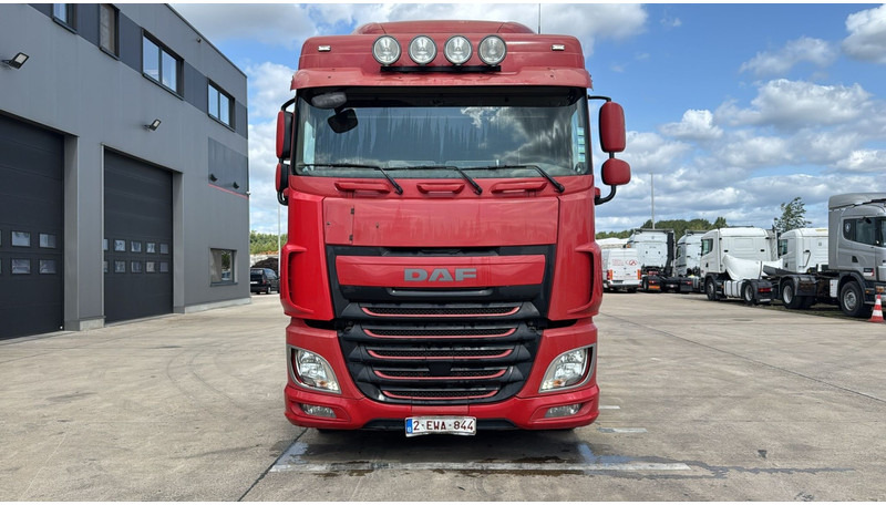 DAF XF 460 (BELGIAN TRUCK / RETARDER / TOP CONDITION / PTO / HYDRAULIC PUMP) - Tracteur routier: photos 2 DAF XF 460 (BELGIAN TRUCK / RETARDER / TOP CONDITION / PTO / HYDRAULIC PUMP) - Tracteur routier: photos 2