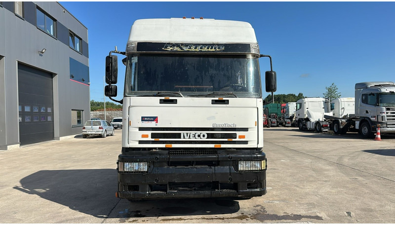 Iveco Eurotech 440 E 42 (MANUAL PUMP / ZF MANUAL GEARBOX / POMPE MANUELLE / BOITE MANUELLE ZF) - Tracteur routier: photos 2 Iveco Eurotech 440 E 42 (MANUAL PUMP / ZF MANUAL GEARBOX / POMPE MANUELLE / BOITE MANUELLE ZF) - Tracteur routier: photos 2
