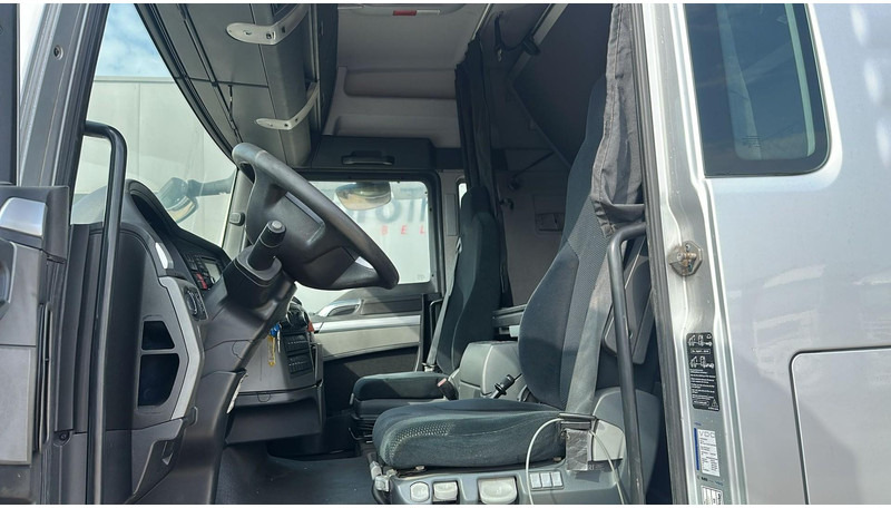 MAN TGX 18.400 (BE TRUCK / EURO 5 EEV / PTO / HYDRAULIC PUMP) en crédit-bail MAN TGX 18.400 (BE TRUCK / EURO 5 EEV / PTO / HYDRAULIC PUMP): photos 13