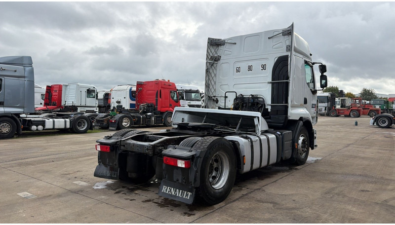 Renault Premium 430 DXI (GOOD CONDITION / BONNE ETAT) - Tracteur routier: photos 4 Renault Premium 430 DXI (GOOD CONDITION / BONNE ETAT) - Tracteur routier: photos 4