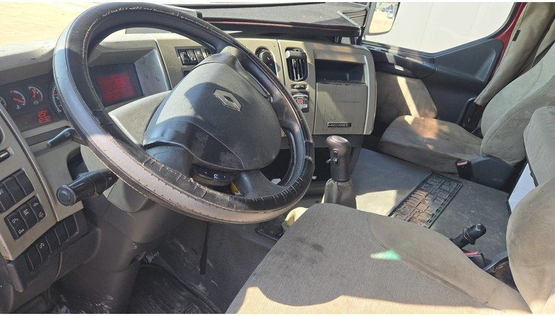 Renault Premium 450 (BOITE MANUELLE / MANUAL GEARBOX / AIRCO) en crédit-bail Renault Premium 450 (BOITE MANUELLE / MANUAL GEARBOX / AIRCO): photos 12