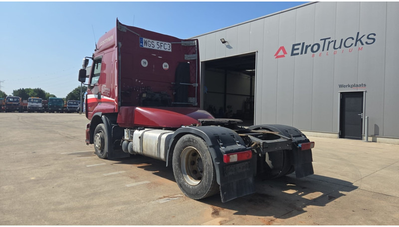 Renault Premium 450 (BOITE MANUELLE / MANUAL GEARBOX / AIRCO) en crédit-bail Renault Premium 450 (BOITE MANUELLE / MANUAL GEARBOX / AIRCO): photos 7