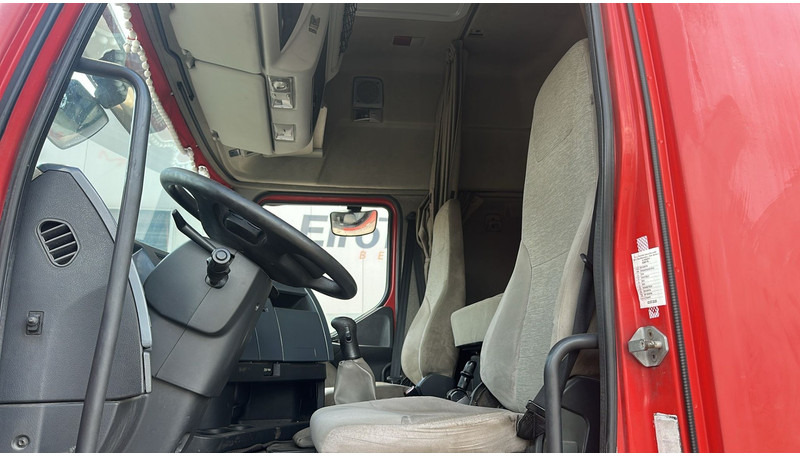 Tracteur routier Renault Premium 450 DXI (BOITE MANUELLE / MANUAL GEARBOX): photos 15