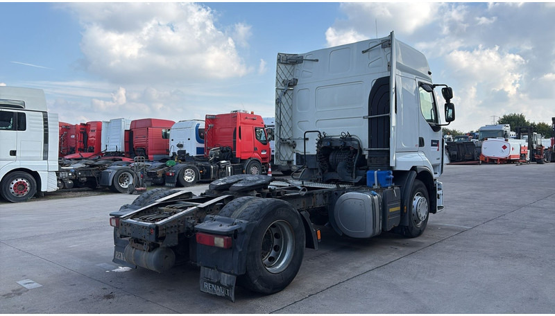 Renault Premium 460 DXI (GOOD CONDITION / AIRCO / AC / BOITE MANUELLE / MANUAL GEARBOX) - Tracteur routier: photos 5 Renault Premium 460 DXI (GOOD CONDITION / AIRCO / AC / BOITE MANUELLE / MANUAL GEARBOX) - Tracteur routier: photos 5